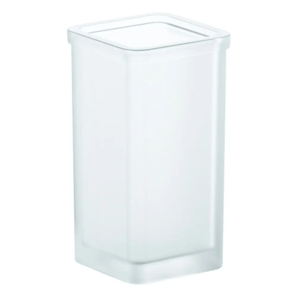 Transparentes, rechteckiges Glas von Grohe, geeignet für Badezimmeraccessoires. Es hat eine klare, schlichte Form und ist für die Verwendung in Bürstengarnituren konzipiert.