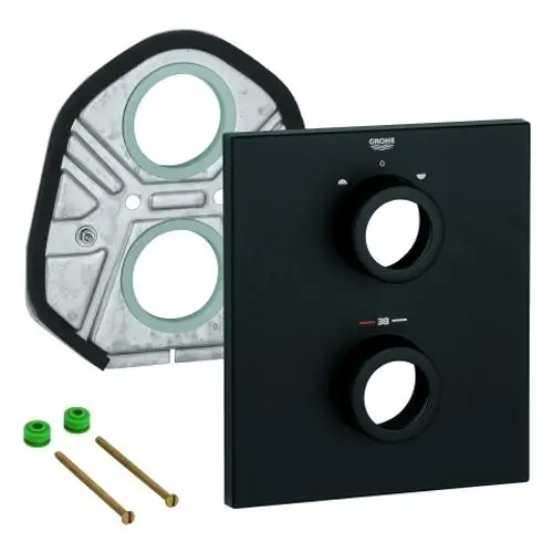 Schwarze Wandplatte mit zwei runden Ausschnitten und Temperaturanzeige, montiert auf einer Metallunterlage mit Dichtungen. Zubehörteile in Grün und Gold. Marke: Grohe.