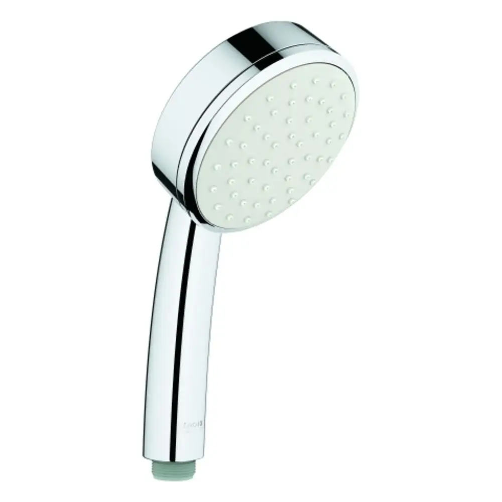 Handbrause in verchromtem Finish mit weißem Brausekopf von Grohe. Rundes Design mit Wasserlöchern zur gleichmäßigen Verteilung des Wasserstrahls.