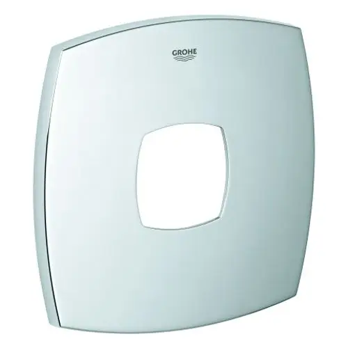 Chromfarbene Rosette von Grohe für Einhandmischer-Fertigmontagesets mit quadratischem zentralen Loch. Flache, abgerundete Kanten, passend für moderne Armaturen.