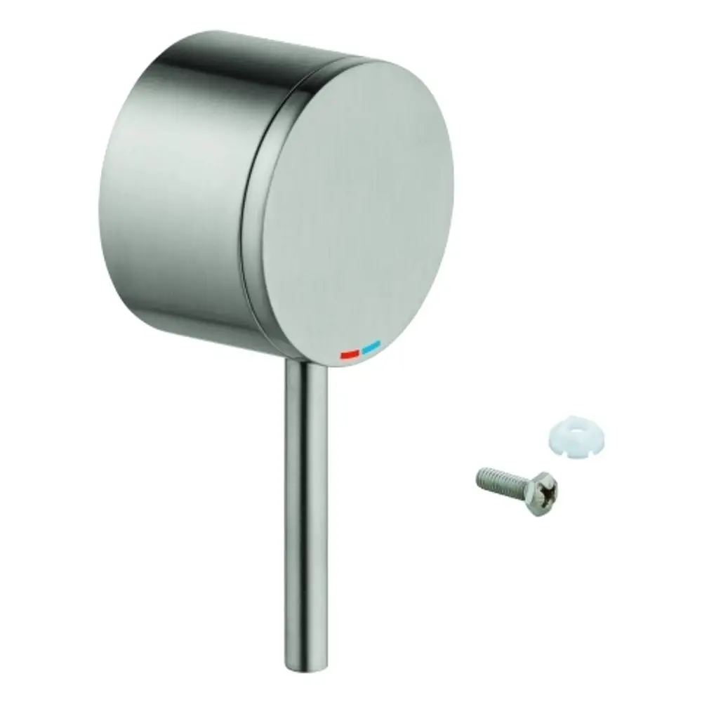 GROHE Hebel in Edelstahl-Optik mit farbigen Markierungen für Warm- und Kaltwasser. Neben dem Hebel sind ein Schraube und eine weiße Unterlegscheibe zu sehen.