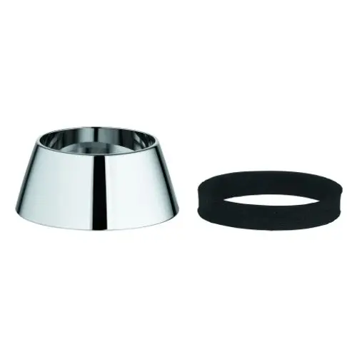 GROHE Rosette in chrom, konisch geformt, neben einem schwarzen Dichtungsring. Das Produkt dient zur Befestigung und Dekoration.