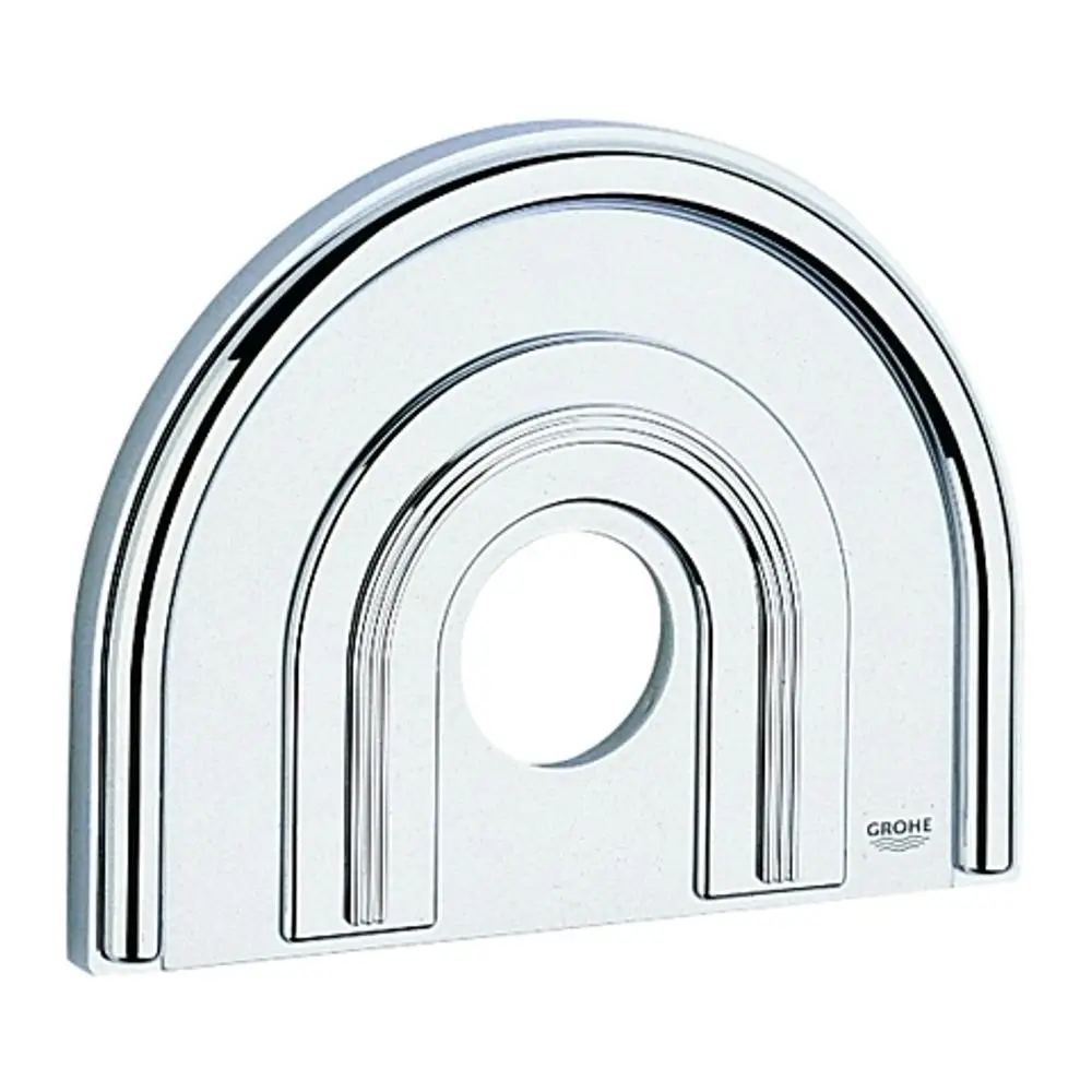 Helle chromfarbene Rosette von Grohe mit gebogenem Design und einem zentralen Loch, geeignet für die Montage eines Duschsets.