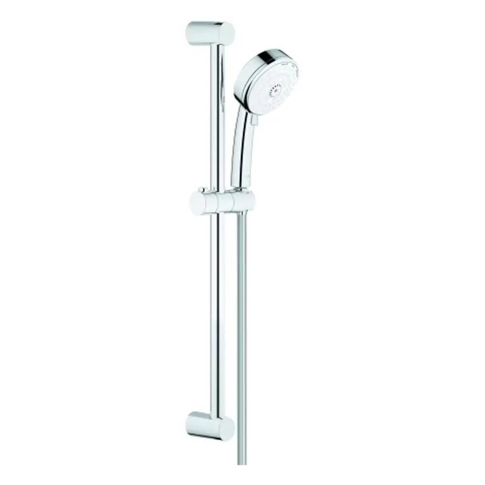 Grohe Brausegarnitur mit Handbrause, verchromt, an einer verstellbaren Halterung. Das Produkt hat eine schlanke, moderne Form und ist für die Badezimmermontage geeignet.
