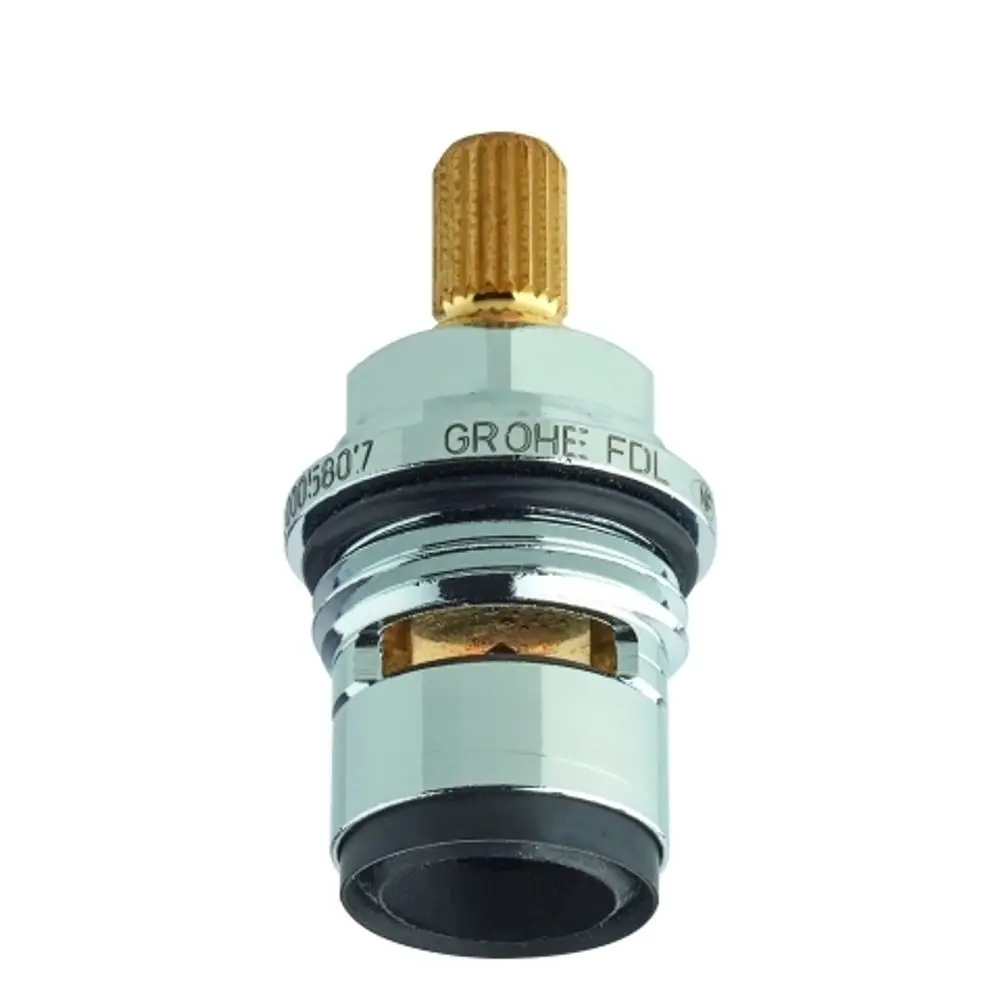 GROHE-Keramikoberteil in verchromter Ausführung mit einem runden Design, ausgestattet mit einem goldfarbenen Regler und gummierten Dichtungen.