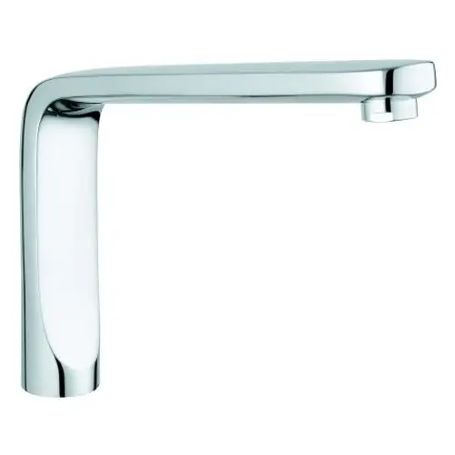 Heller, chromfarbener Wasserhahn mit geradlinigem Design von Grohe. Der Auslauf ist einfach geformt und hat einen runden Wasserauslass.