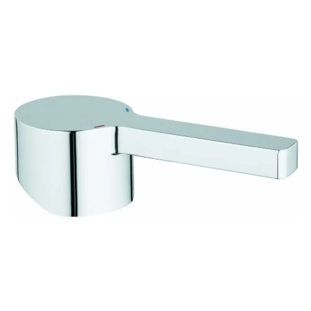 Hebel mit glatter, verchromter Oberfläche, gestaltet für eine Grohe-Armatur. Die Oberseite zeigt farbige Markierungen für warme (rot) und kalte (blau) Wasseranpassung.