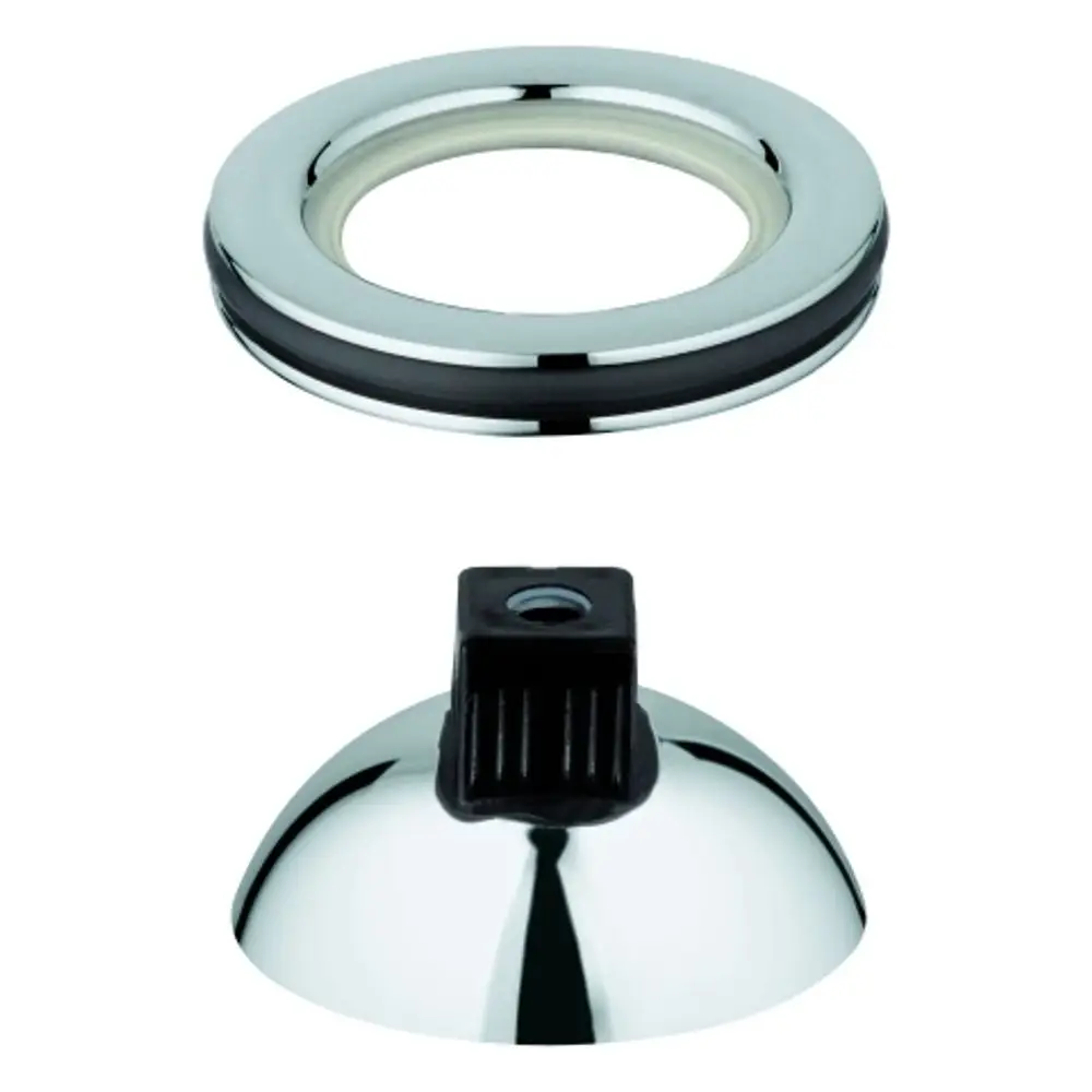 Grohe Kappe in verchromter Ausführung, bestehend aus einer runden Abdeckung mit einer zentralen Befestigung und einer gummierten Dichtung im äußeren Ring.