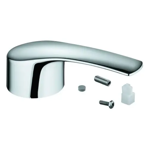 Hebel von Grohe in chromatischer Ausführung, umgeben von Montageschrauben und Zubehörteilen.