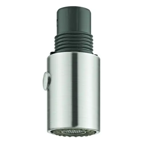 GROHE Spülbrause in Edelstahloptik mit runder, perforierter Düse und einem seitlichen Druckknopf für die Steuerung des Wasserflusses.