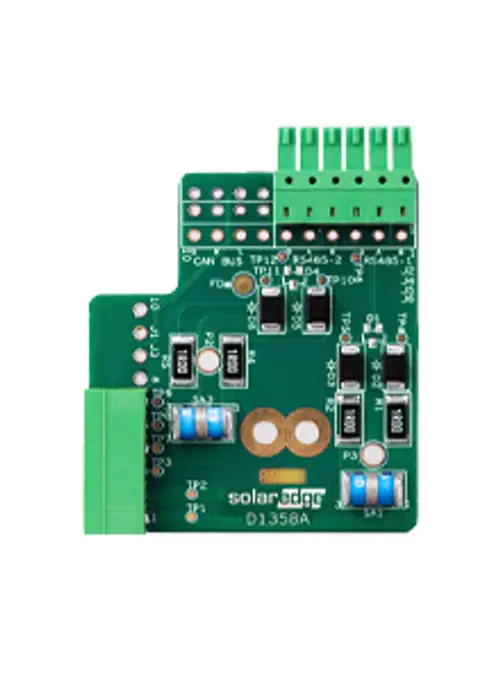 Grüne Leiterplatte mit verschiedenen elektronischen Bauteilen und Anschlüssen, gekennzeichnet mit "SolarEdge" und der Modellnummer "D1358A".