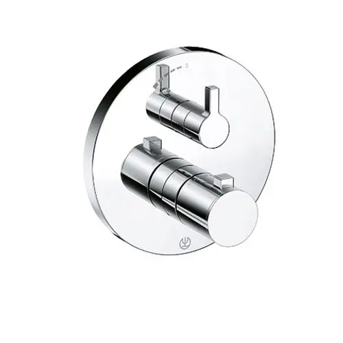 Moderner, runder thermostatischer Wasserhahn mit zwei Steuerungsreglern aus glänzendem Chrom, ideal für Badezimmeranwendungen.