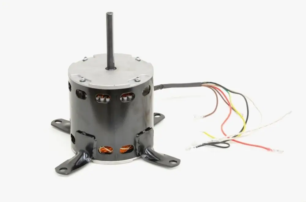 Elektromotor mit mehreren Anschlusskabeln, montiert auf einer stabilen Basis. Der Motor ist für verschiedene Anwendungen, unter anderem von Remko, geeignet.