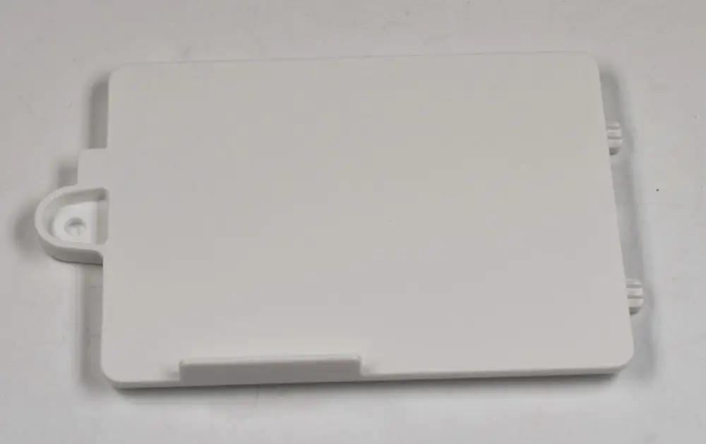 Weißes Abdeckteil für elektrische Anschlüsse, eindeutig als Zubehör von Remko erkennbar. Die Oberfläche ist glatt und ohne weitere Beschriftungen.