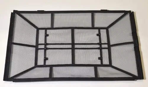 Luftfilter mit einem Netz aus feinem Material in einem stabilen Rahmen, passend für Remko-Geräte. Das Design hat mehrere Abschnitte für effektive Luftreinigung.