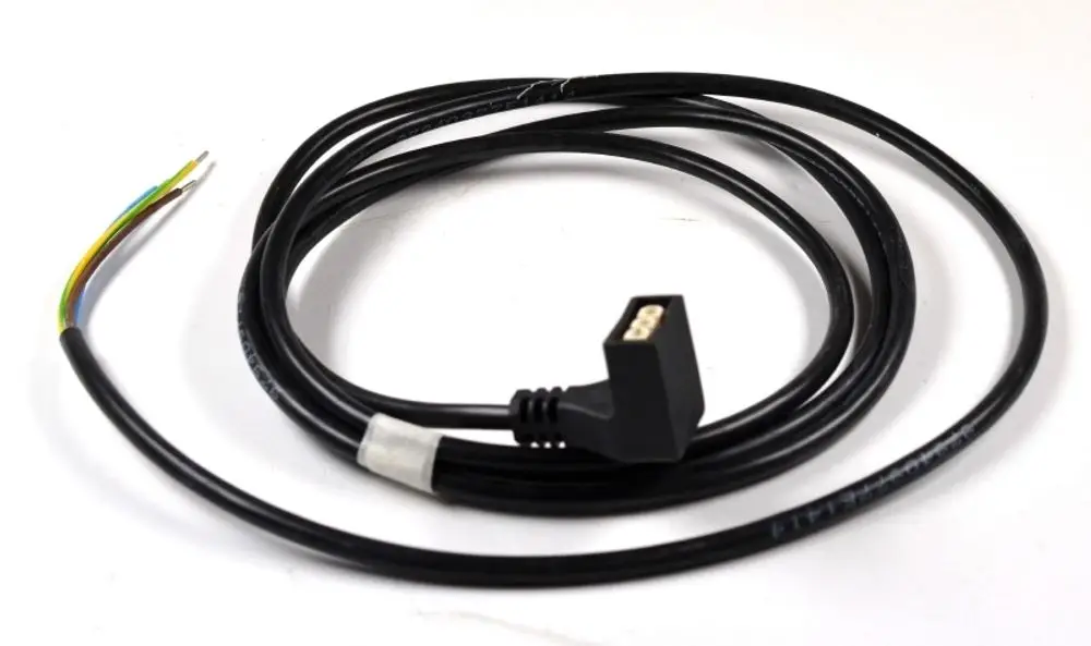 Stromanschlusskabel mit mehreren Adern, das an einem Ende mit einem schwarzen Stecker ausgestattet ist. Hersteller des Produktes ist Remko.
