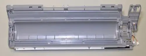 Gehäuseteil mit integriertem Kondensatwanne von Remko, grau, für technische Anwendungen. Konstruktionsmerkmale sind erkennbar.
