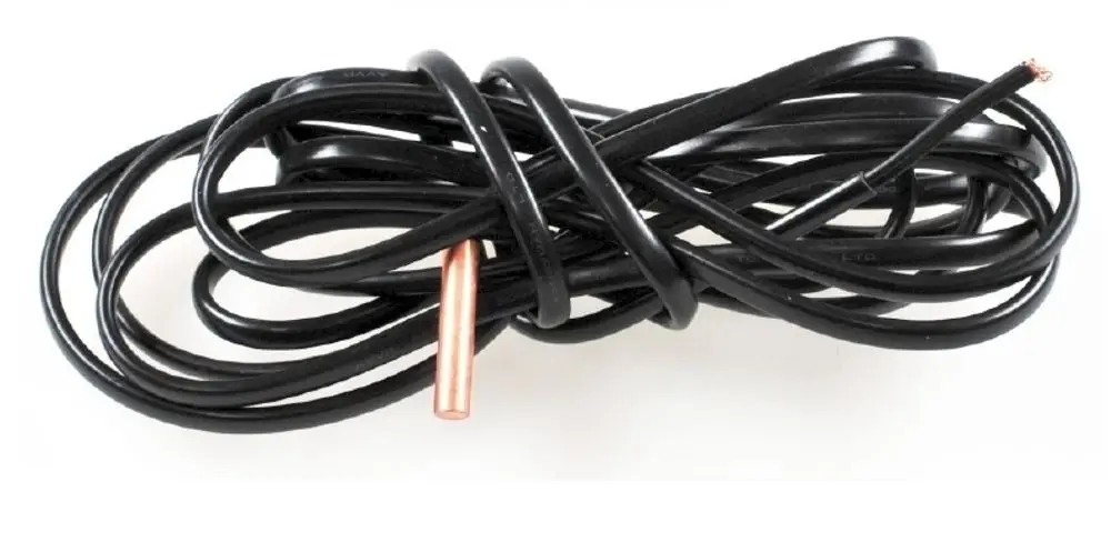 Schwarze Kabel mit einem leicht sichtbaren Kupferdraht, vermutlich für den Einsatz in einem NTC-Fühler, angeboten von der Marke Remko.