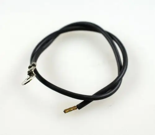 Ionisationskabel mit Stecker, hergestellt von Remko, zeigt einen flexiblen schwarzen Draht mit einem Anschlussstück und goldfarbenem Kontakt am Ende.
