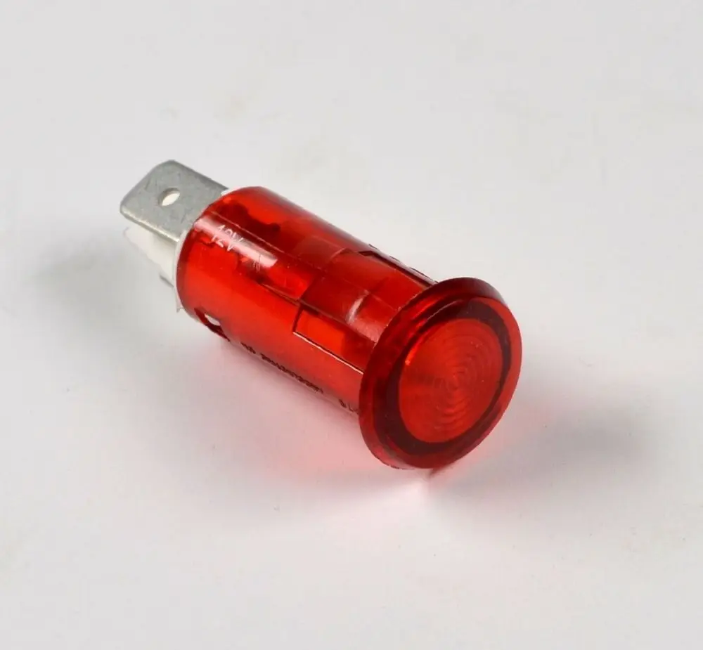 Rote Kontrolllampe von Remko mit metallischer Anschlussseite, geeignet zur Anzeige von Betriebszuständen oder Warnungen in elektrischen Geräten.