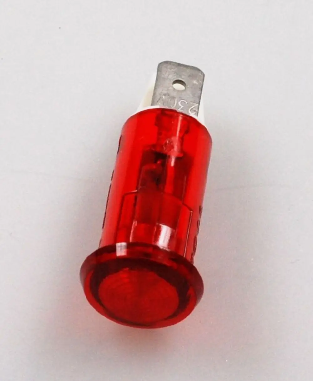 Rote Meldelampe von Remko mit Metallanschluss, geeignet zur Anzeige von Betriebszuständen in technischen Geräten oder Anlagen.