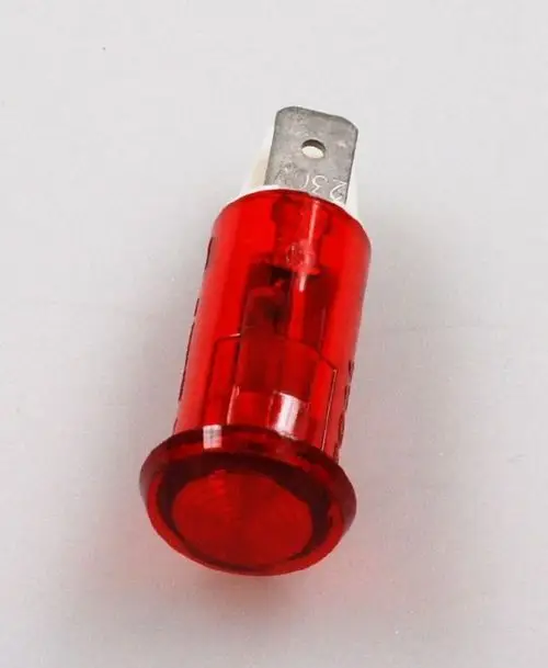 Rote Meldelampe von Remko mit Metallanschluss, geeignet zur Anzeige von Betriebszuständen in technischen Geräten oder Anlagen.