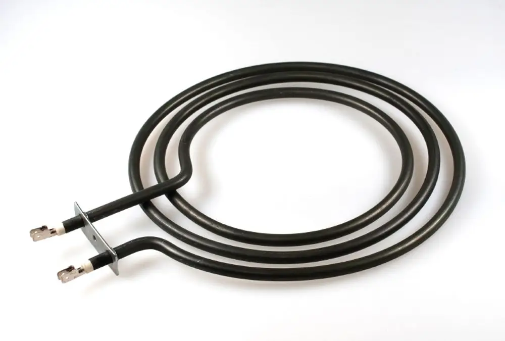 Zwei schwarze Heizschlangen mit Metallanschlüssen, geeignet als Heizelement. Produkt von Remko.