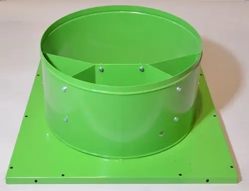 Grüner Metallzylinder mit rechteckiger Grundplatte, der längs geteilt ist. Produkt von Remko, möglicherweise für Lüftungs- oder Heizungsanwendungen.