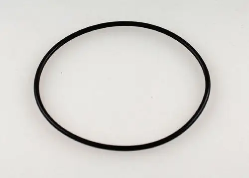 Schwarze ovale Dichtung in Ringform, hergestellt aus elastischem Material. Ideal für verschiedene Anwendungen, auch in Produkten von Remko verwendet.