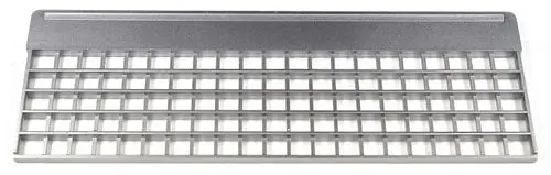 Schutzgitter mit einem Gittermuster, gefertigt aus Metall. Es ist als Teil eines Produkts von Remko erkennbar und dient zur Absicherung oder zum Schutz.