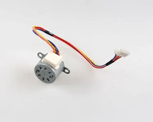 Motor mit mehreren Anschlussleitungen, entwickelt von Remko. Das Produkt hat einen kompakten, zylindrischen Körper und dient wahrscheinlich in technischen Anwendungen oder Geräten.