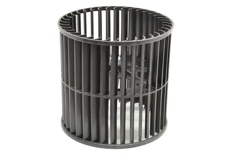 Zylindrische Ventilatorwalze von Remko mit vertikalen Lamellen, die innere Ventilatorstruktur ist sichtbar.