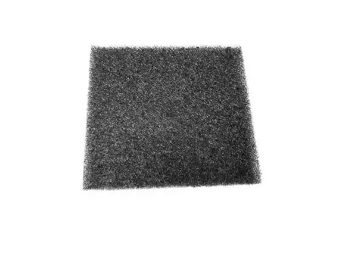 Schwarzer Staubfilter mit offener Struktur, verwendet in Luftfilteranlagen, ideal für die Anwendung von Remko.