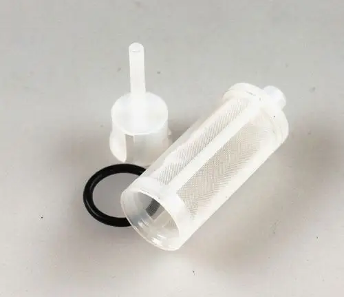 Patronenfilter von Remko, bestehend aus einem zylindrischen Filtergehäuse mit Netzstruktur und einer angeschlossenen Spitze, samt O-Ring für die Dichtung.