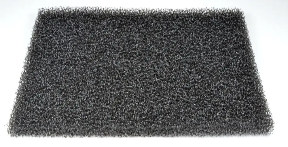 Schwarzer Staubfilter mit dichter, faserartiger Struktur, hergestellt von Remko, zur Verwendung in Lüftungs- oder Klimaanlagensystemen.