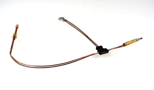 Thermoelement von Remko mit zwei Kupferleitungen und Anschlüssen, zur Temperaturmessung in Heizungsanlagen oder ähnlichen Anwendungen geeignet.