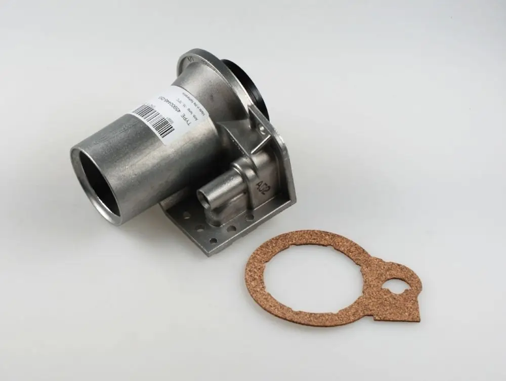 Venturirohr aus Metall mit angeschlossenem Schlauchanschluss und Dichtung. Das Produkt stammt von der Marke Remko.