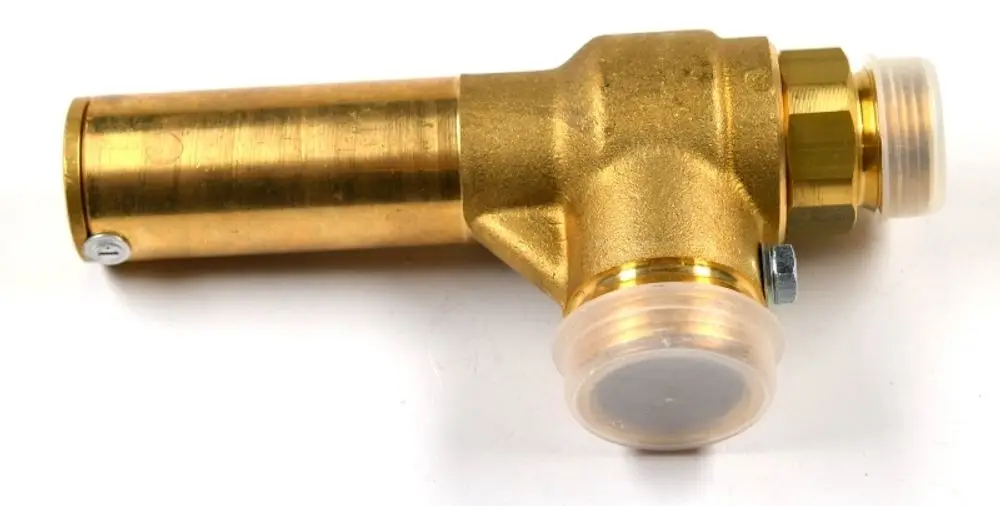 Sicherheitsventil aus Messing mit Schraubanschluss und transparentem Deckel, hergestellt von Remko. Das Ventil ist für den Einsatz im Kältekreis vorgesehen.