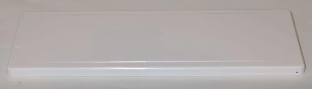 Weißes, flaches Blech von Remko, rechteckige Form, ohne erkennbare Markierungen oder Beschriftungen, auf neutralem Hintergrund.