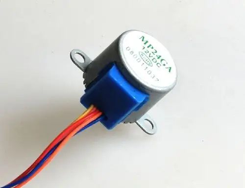 Motor mit mehreren Anschlussdrähten, speziell entwickelt für Anwendungen in Heizungs- und Klimaanlagen von Remko.