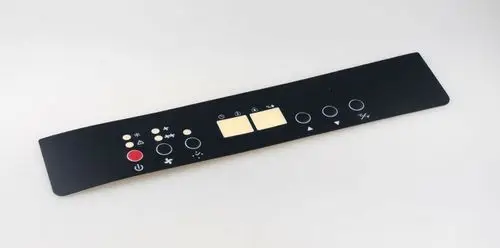 Bedientableau in schwarz mit verschiedenen Bedienelementen und Symbolen. Enthält Tasten für Funktionen, verwendet in Geräten von Remko.
