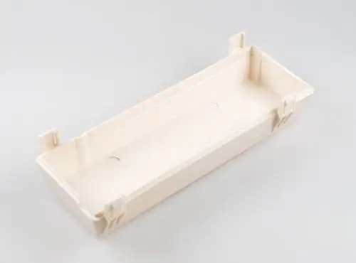 Remko Abdeckung für ein Platinengehäuse, längliche Form in hellem Kunststoff, ohne sichtbare Beschriftung oder Maße, geeignet für ein Schwimmergehäuse.