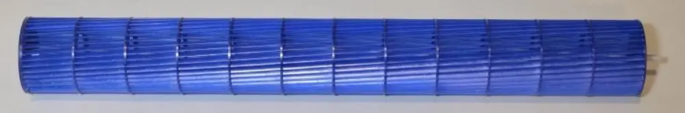 Blaues Ventilatorrad mit gerillter Oberfläche, hergestellt von Remko, in Zylinderform mit segmentierter Struktur für den Einsatz in Lüftungssystemen.