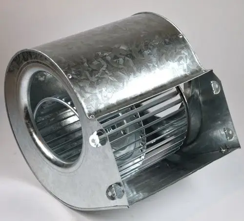 Metallischer Ventilator mit einem runden Gehäuse und einem sichtbaren Gitter im Inneren, hergestellt von Remko, geeignet für Lüftungsanwendungen.