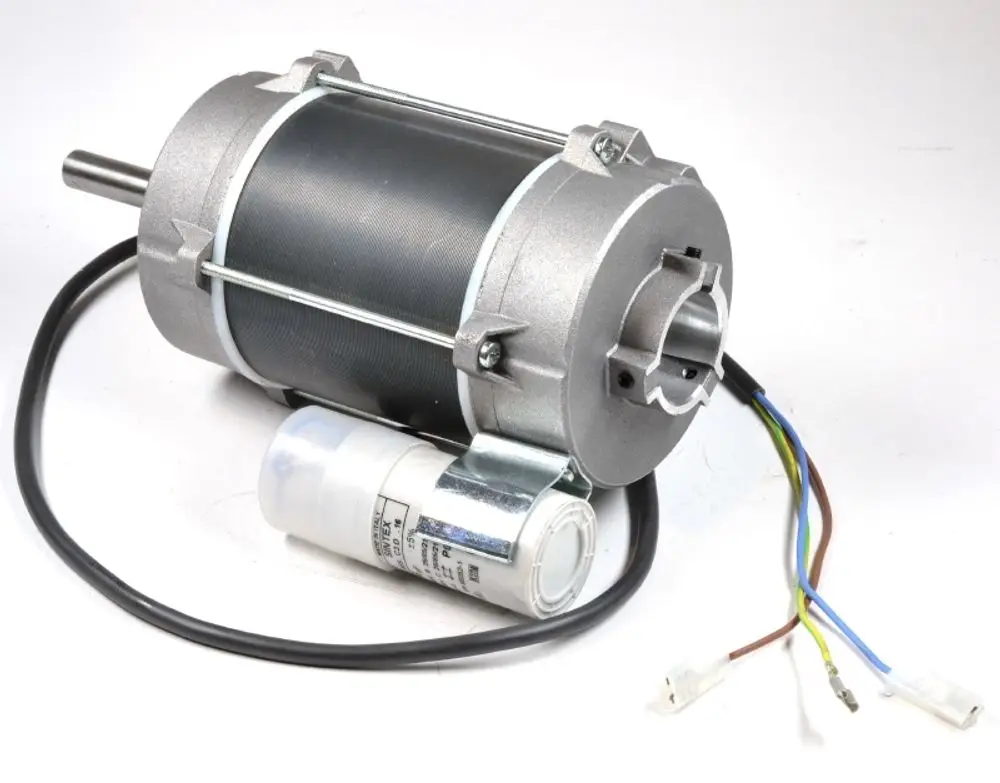 Remko Ventilatormotor in metallischer Ausführung mit Kabel und Stecker, geeignet für verschiedene Heiz- und Belüftungsanlagen.
