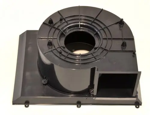 Schwarzes Ventilatorgehäuse von Remko mit runder Bauform und seitlichem Anschluss für einen Verflüssiger, erhältlich für RKL 300/360.