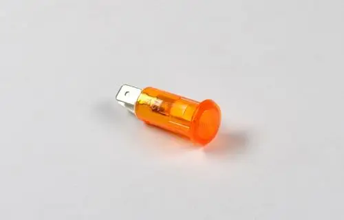 Remko Kontrollleuchte in gelber Farbe, zylindrische Form mit Metallanschlüssen. Eignet sich für verschiedene Anwendungen zur Anzeige von Status.