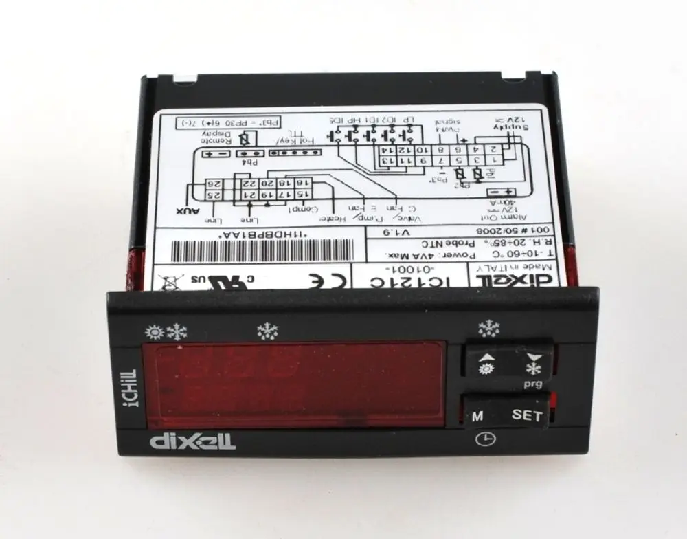 Dixell Temperaturregler mit digitaler Anzeige und Bedienelementen. Gehäuse schwarz, mit Symbolen für Kühlung und Programmierung. Geeignet für Anwendungen von Remko.