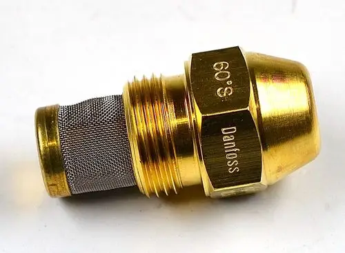 Goldfarbener Ölfilter mit Sieb in gerader Bauform, erkennbar an der markanten Gewindeform und dem Schriftzug "Danfoss". Produkt von Remko.