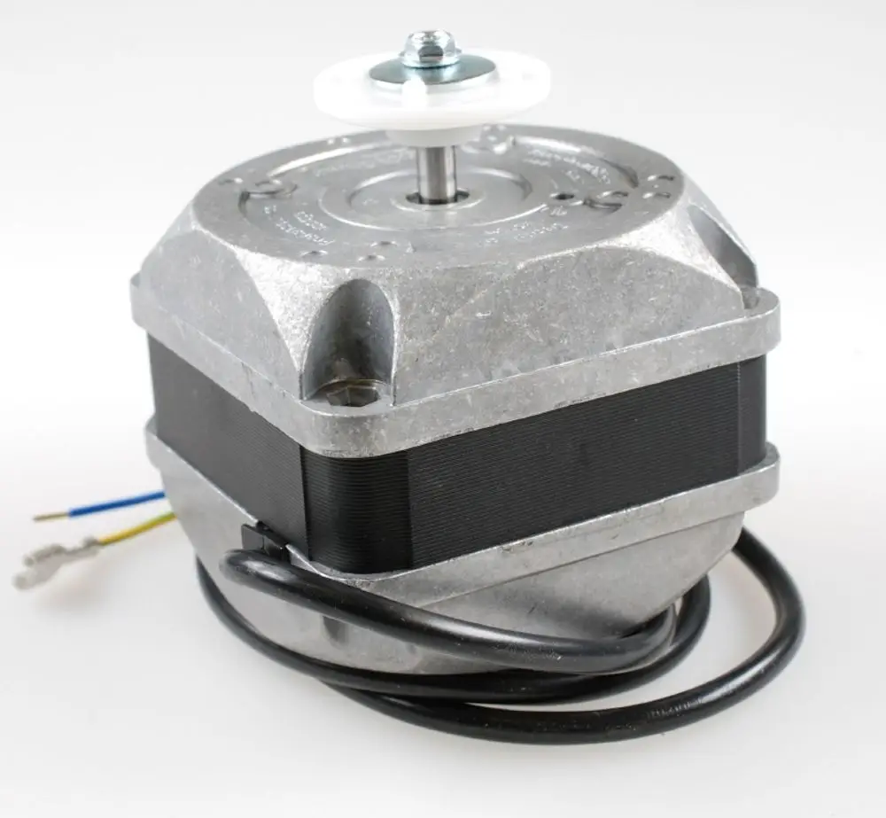 Ventilatormotor mit sichtbarem Rotor und Anschlusskabeln, hergestellt von Remko, geeignet für Anwendungen mit 230V und 50Hz.